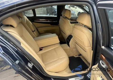 2015 BMW 750 Xi из США, поврежденный, VIN WBAYB6C5XFD965910